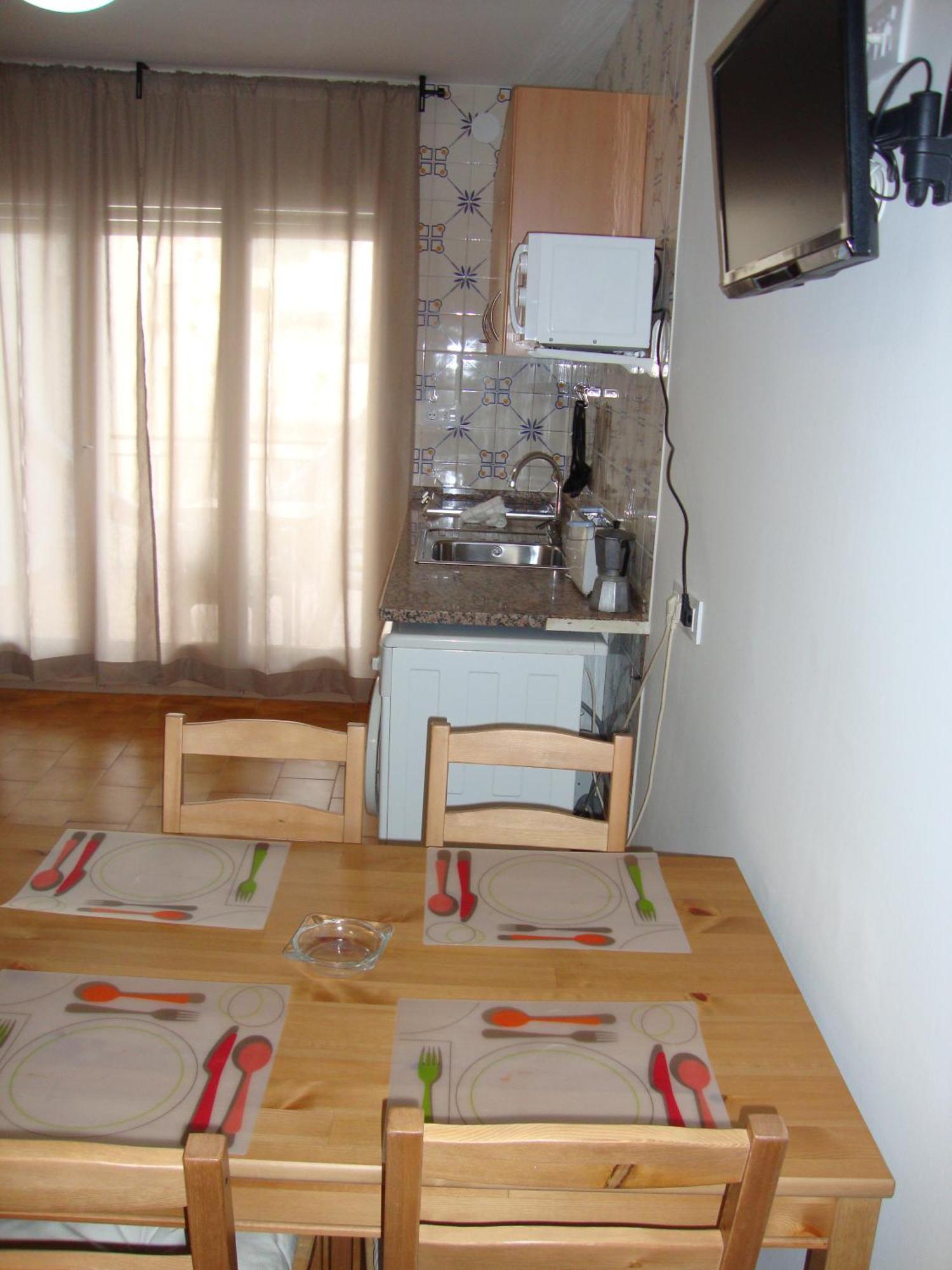 Apartaments Claudi Tossa de Mar Pokoj fotografie