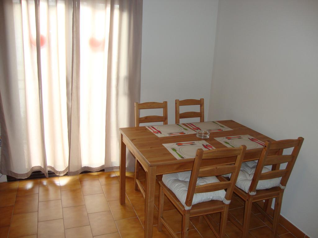 Apartaments Claudi Tossa de Mar Pokoj fotografie