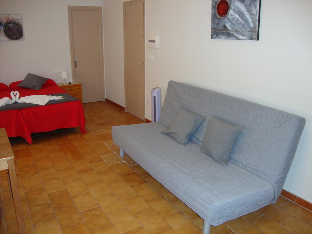 Apartaments Claudi Tossa de Mar Pokoj fotografie