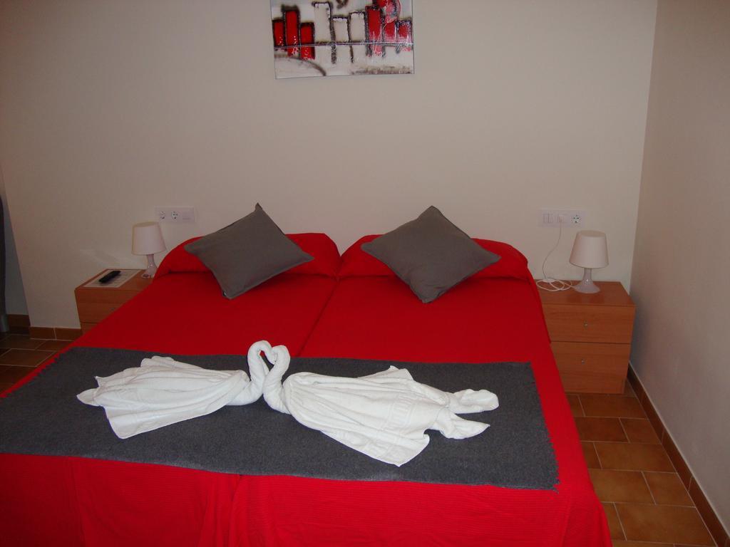 Apartaments Claudi Tossa de Mar Pokoj fotografie